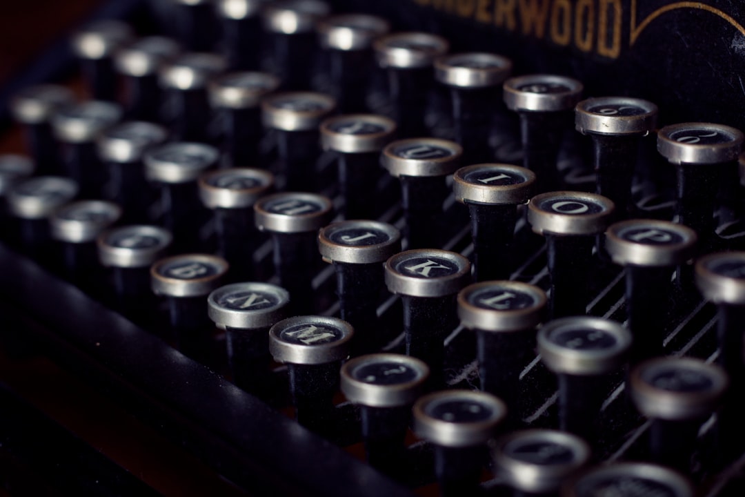 Growth Rocket black and gray Underwood typewriter closeup photography